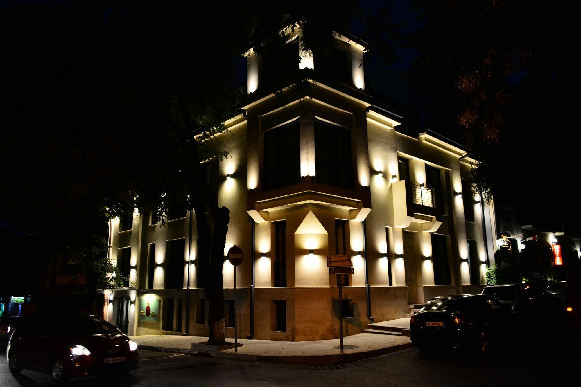 Hotel Garnet Tbilisi Esterno foto